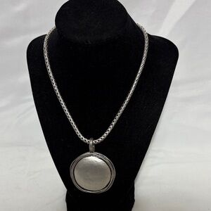Premier Designs Silver Siler Wheat pendant with Braided Necklace
